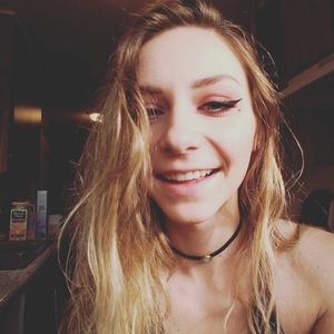 Meet your Posher, Andria